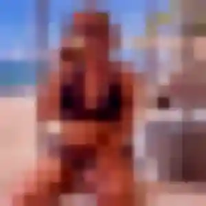 Favour, fille de 22 ans propose rencontre adulte à Aguessac