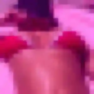 Coumba, femme de 22 ans propose rencontre adulte à Ahuillé
