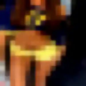 Découvre Yetunde, 21 ans à Aimargues gratuitement