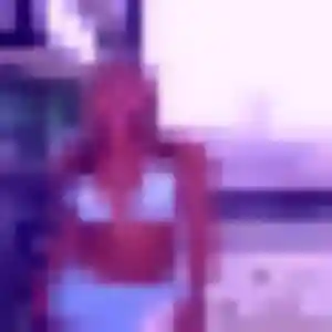 Hélène, fille de 25 ans propose rencontre adulte à Amiens