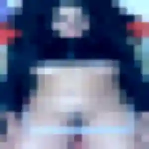 Découvre Adwoa, 35 ans à Aramon gratuitement