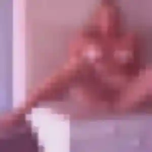 Découvre Khady, 33 ans à Arceau en t'inscrivant