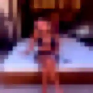 rencontre adulte à Arconsat : profil de Quetsia, 25 ans - accès libre