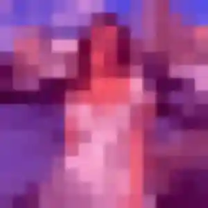 Bahati (23 ans) à Aron attend une rencontre maintenant