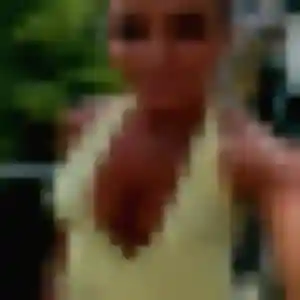 Contacte Amani, 19 ans à Artix en privé