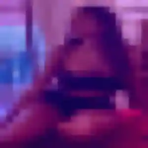 Jolie Constance, 29 ans à Arzano - voir sa photo