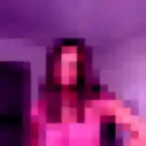 Rejoins Hortense, 29 ans à Aubusson en t'inscrivant