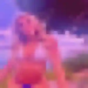 Charmante Mireille, 21 ans à Aubusson - la contacter