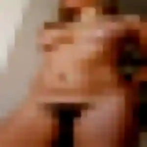 Pascaline, 32 ans, connectée à Augy pour un rencontre adulte