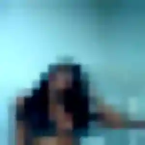 rencontre adulte à Avèze : photo de Wendy, 34 ans - accès libre