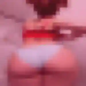 Odile, femme de 34 ans cherche rencontre adulte à Avril