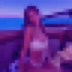 Sexy Éléonore, 28 ans à Bagard - découvrir son profil