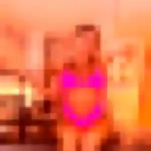 Priscilla, 25 ans, connectée à Bains-sur-Oust pour un rencontre adulte