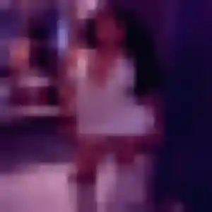 Oluchi (24 ans) à Bais attend une rencontre aujourd'hui