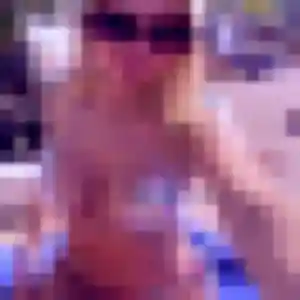 Profil de Nafi à Balinghem (22 ans) - rencontre adulte anonyme