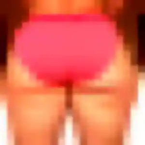 Njeri de Bambiderstroff, 28 ans - rencontre adulte en toute liberté