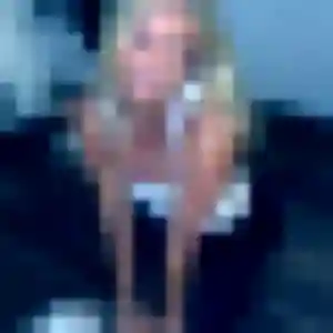 Photo sexy de Djeneba, 26 ans à Baneins - plan discret