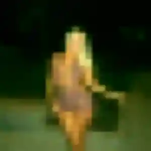 Adja, 27 ans, connectée à Baurech pour une rencontre coquine