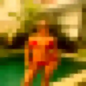 Rejoins Adjoua, 45 ans à Baziège en t'inscrivant