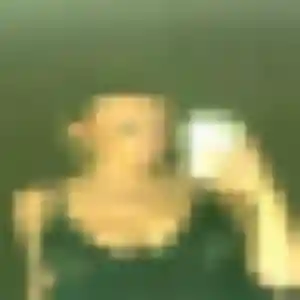 Charmante Noémie, 22 ans à Beaucouzé - la contacter