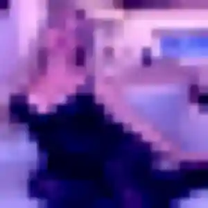 Stéphanie (25 ans) à Beaux propose un rencontre adulte rapidement