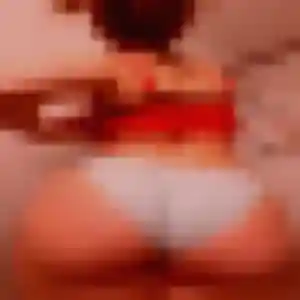 Tiffany, femme de 27 ans propose rencontre adulte à Bellignat