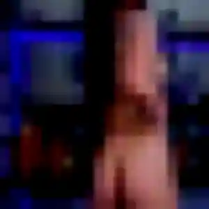 Mumbi (19 ans) à Bény attend une rencontre aujourd'hui