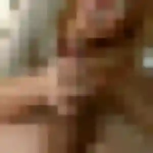 Naïma (23 ans) à Bernex attend un rencontre adulte rapidement