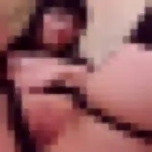 Faustine, 20 ans, cherche un rencontre adulte à Bernières