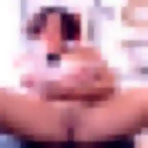 Photo de Esther à Berrien (43 ans) - rencontre adulte sans inscription