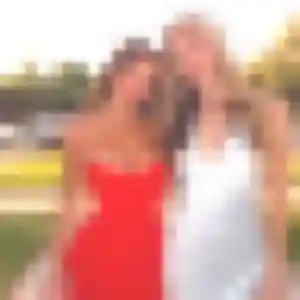 rencontre adulte à Berrien : profil de Sixtine, 34 ans - sans engagement