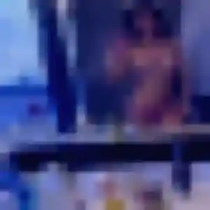 Découvre Véronique, 25 ans à Berru en privé