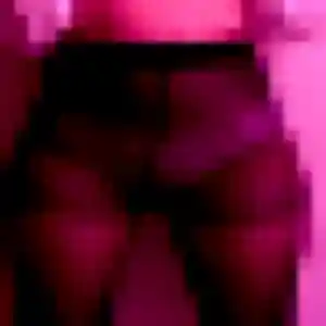 Sexy Astou, 27 ans à Bézenet - découvrir son profil
