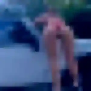Photo de Mariam à Bièvres (22 ans) - rencontre adulte anonyme