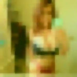 Rencontre Stella, 45 ans à Bihorel gratuitement