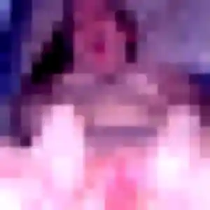 Maimouna, 33 ans, connectée à Blacy pour un rencontre adulte