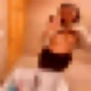 Découvre Déla, 29 ans à Blaesheim en privé