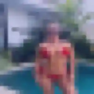 Photo sexy de Zara, 25 ans à Blasimon - rencontre coquine