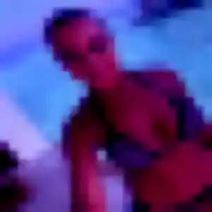 Photo de Aïcha à Blesle (33 ans) - rencontre adulte anonyme