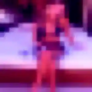 Rejoins Stella, 22 ans à Bordeaux en t'inscrivant