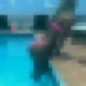 Henriette, 20 ans, disponible à Bosroumois pour une rencontre coquine