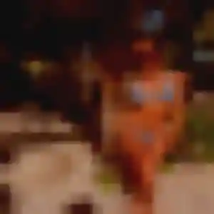 Lise, 32 ans, disponible à Boulot pour une rencontre coquine