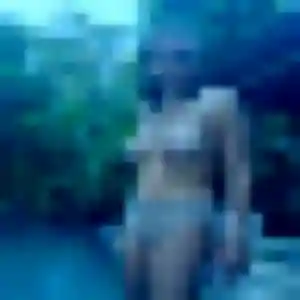 Mabinty de Bourret, 32 ans - rencontre adulte sans lendemain