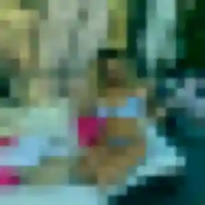 Daphné, femme de 20 ans propose rencontre adulte à Bovel