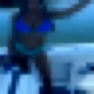 Folake (22 ans) à Bussang attend un rencontre adulte rapidement