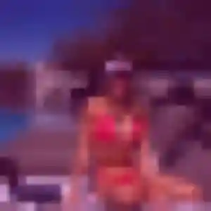 Charmante Amani, 35 ans à Caillac - voir sa photo