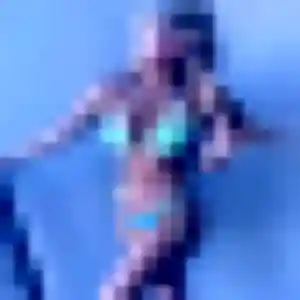 Ruth (26 ans) à Calleville propose un rencontre adulte aujourd'hui