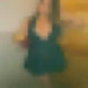 Stacy, 35 ans, en ligne à Caours pour une rencontre coquine