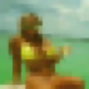 Élise (29 ans) à Cappel cherche une rencontre ce soir