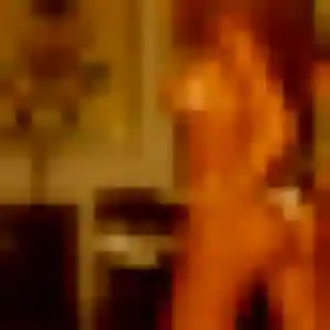 Sexy Oumou, 27 ans à Carentoir - voir sa photo